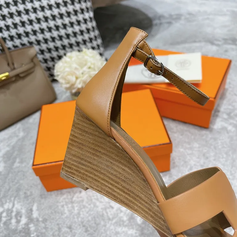 Hermes Shoe 